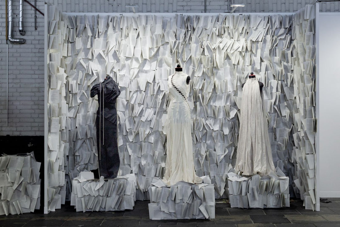 FASHION POSITIONS