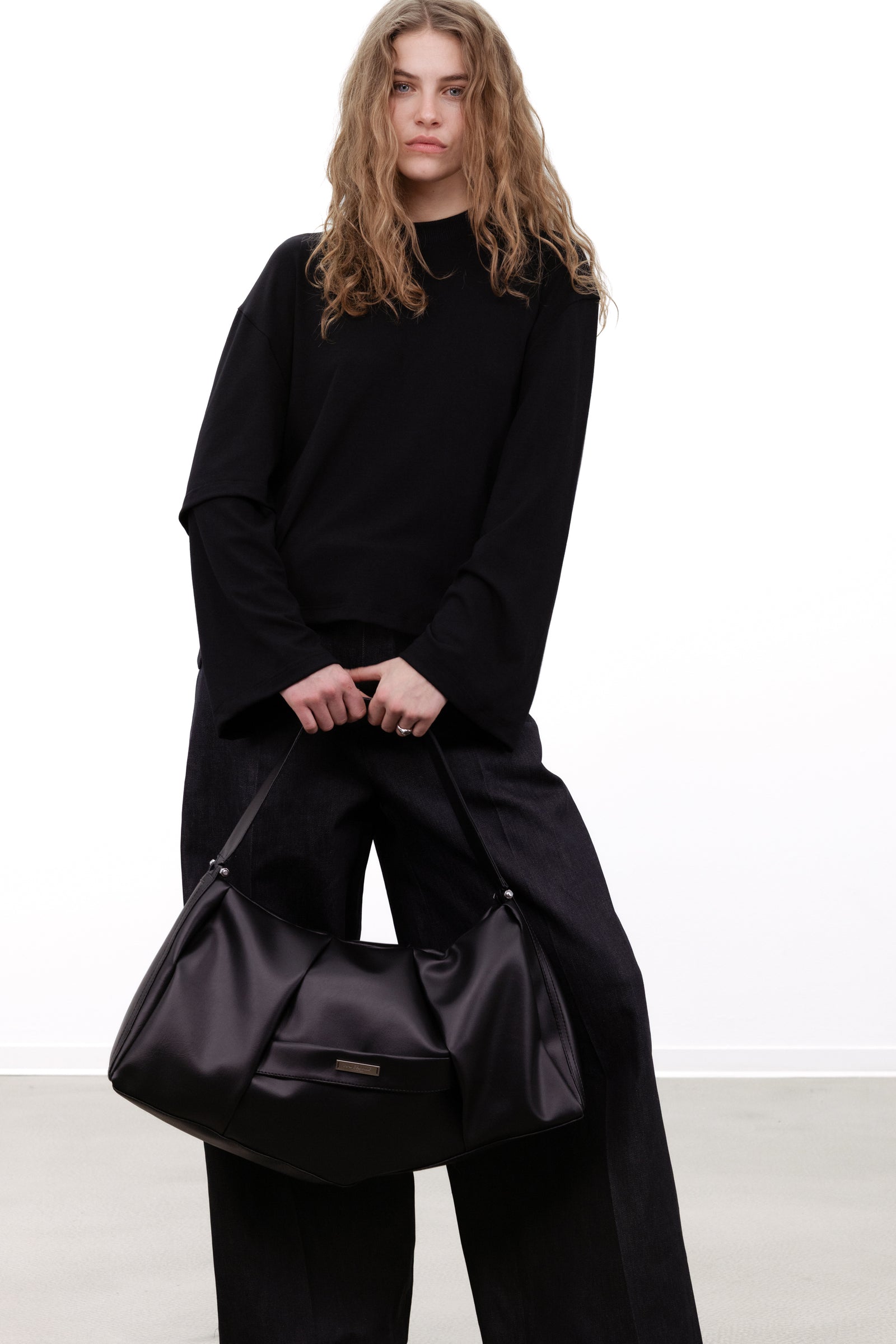 Large Shoulder Bag Black