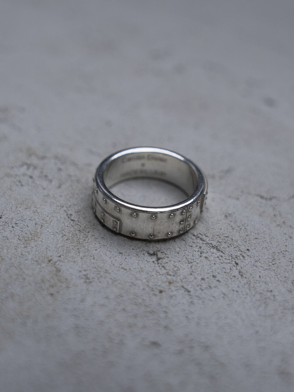 Rivet Ring