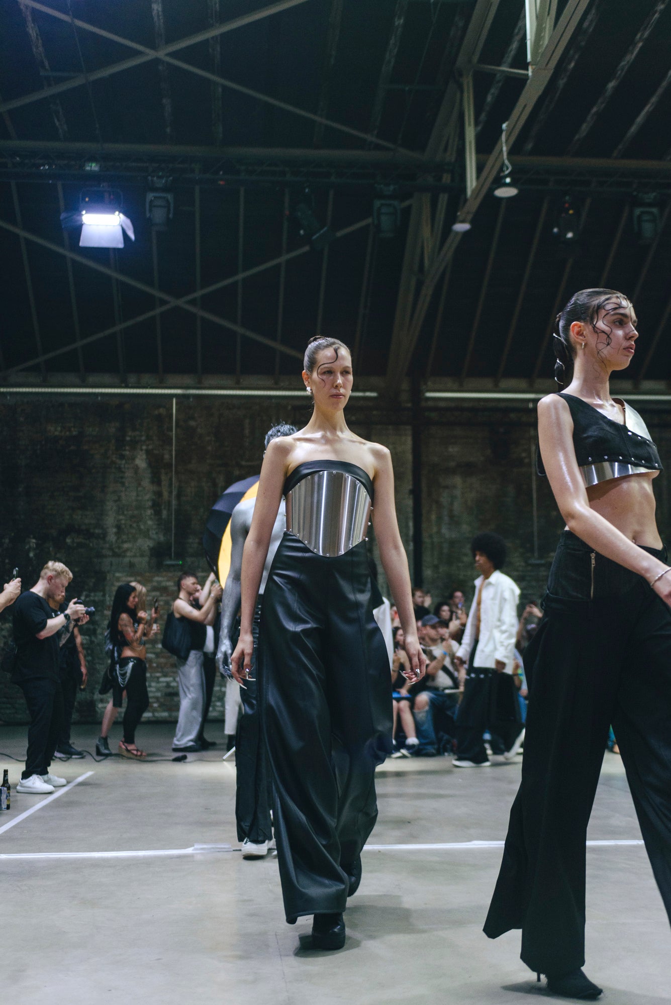 Look 23 (SS24)