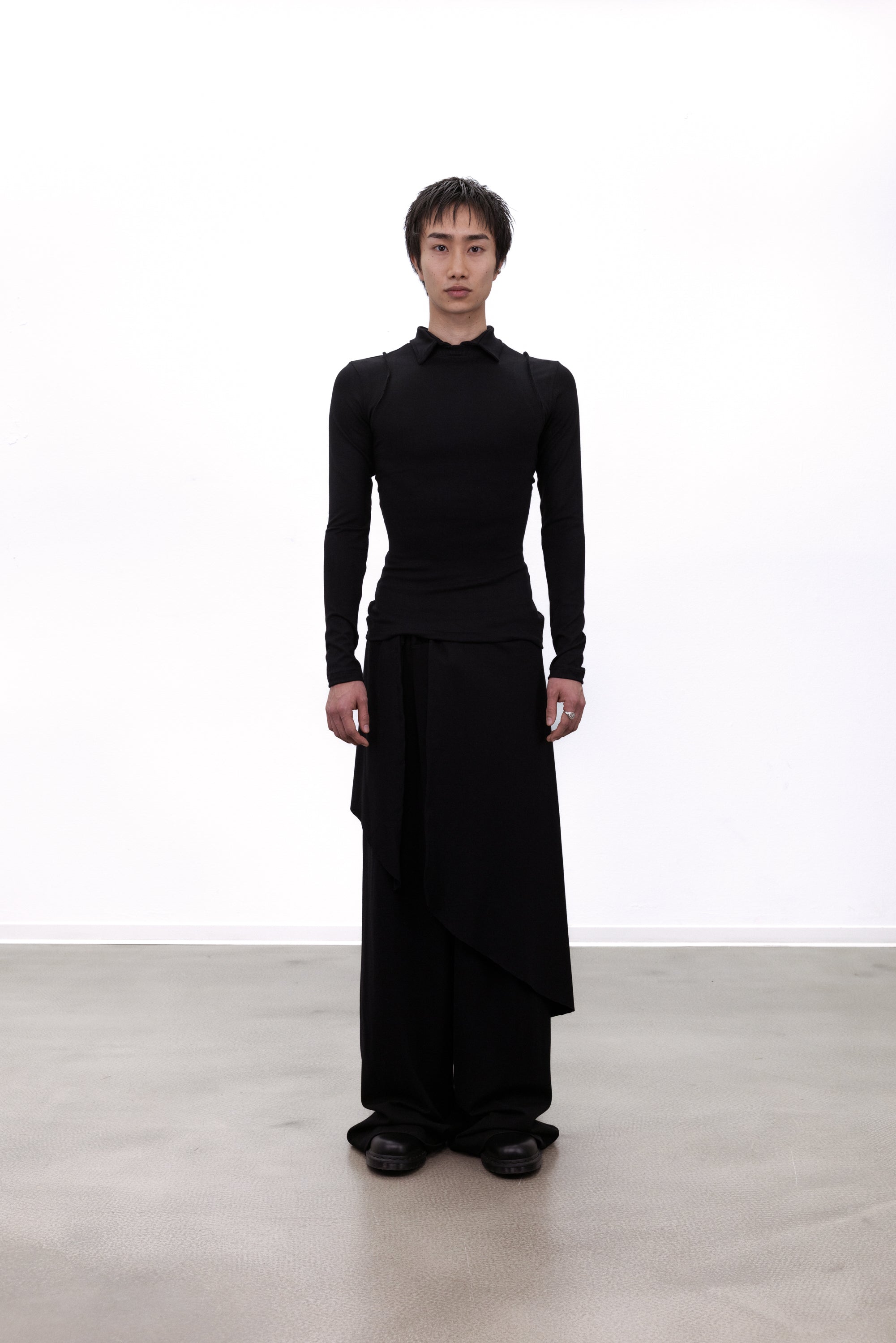 Fitted Longsleeve Black