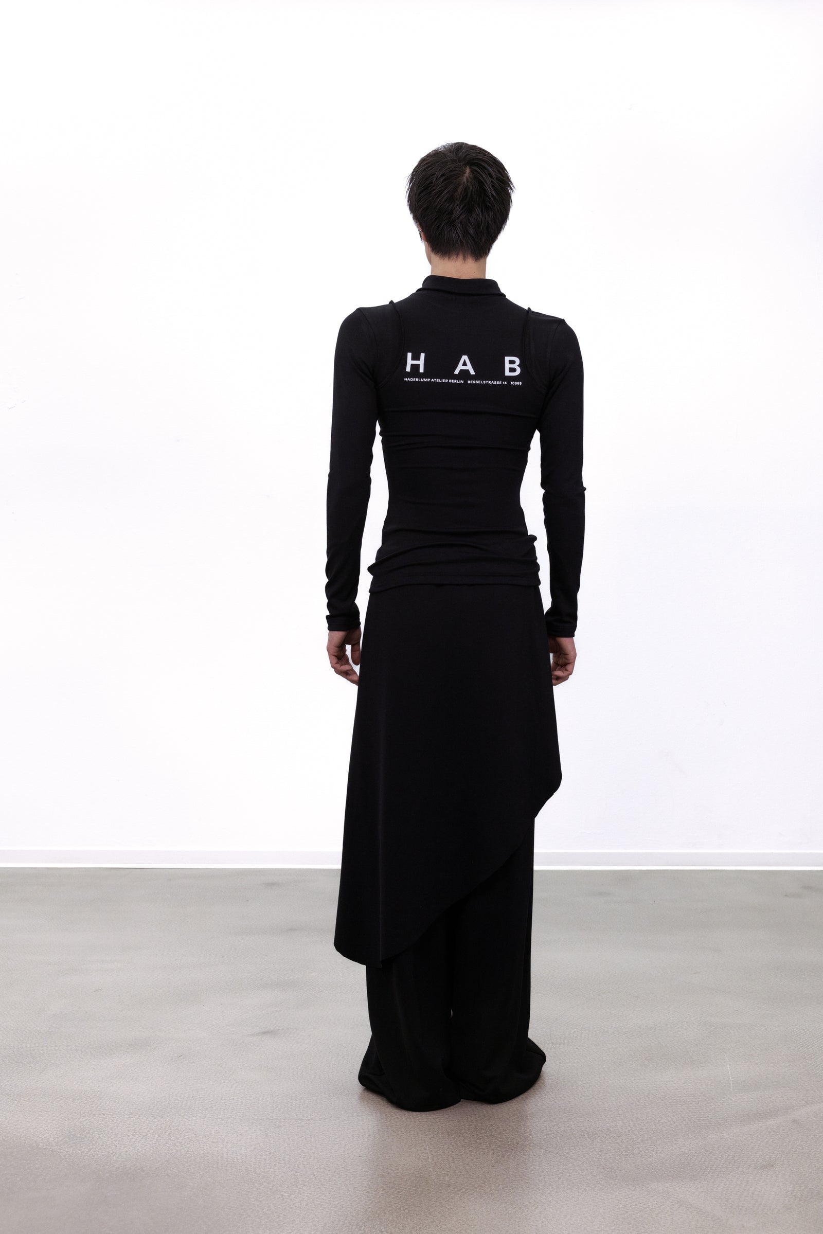 Fitted Longsleeve Black