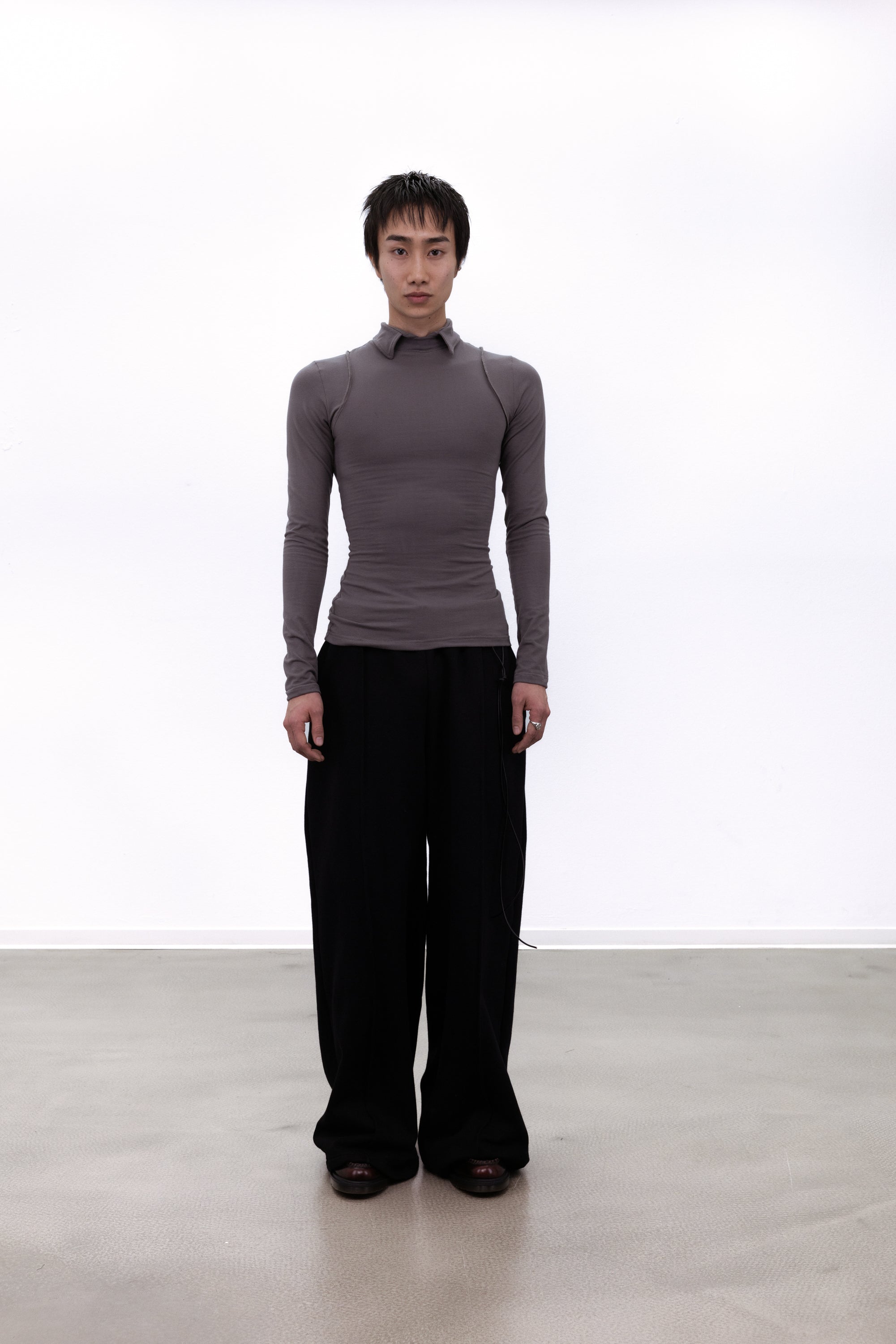 Fitted Longsleeve Grey