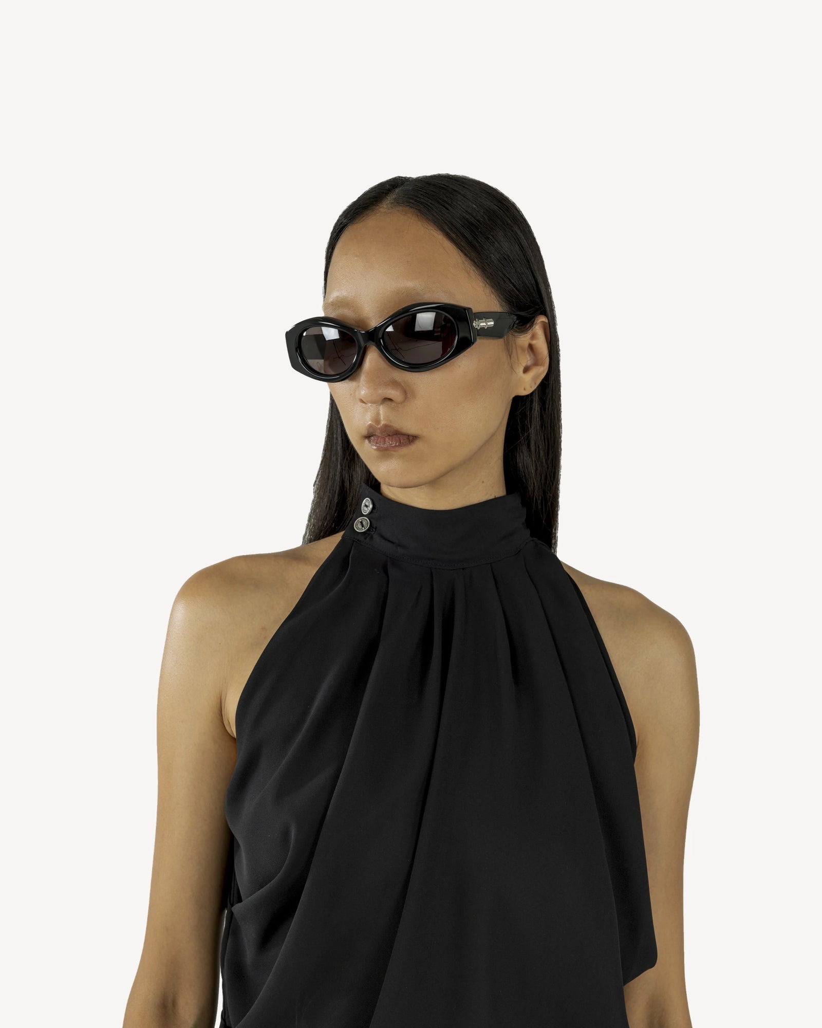 Wanderlust Sunglasses (Black / Grey)