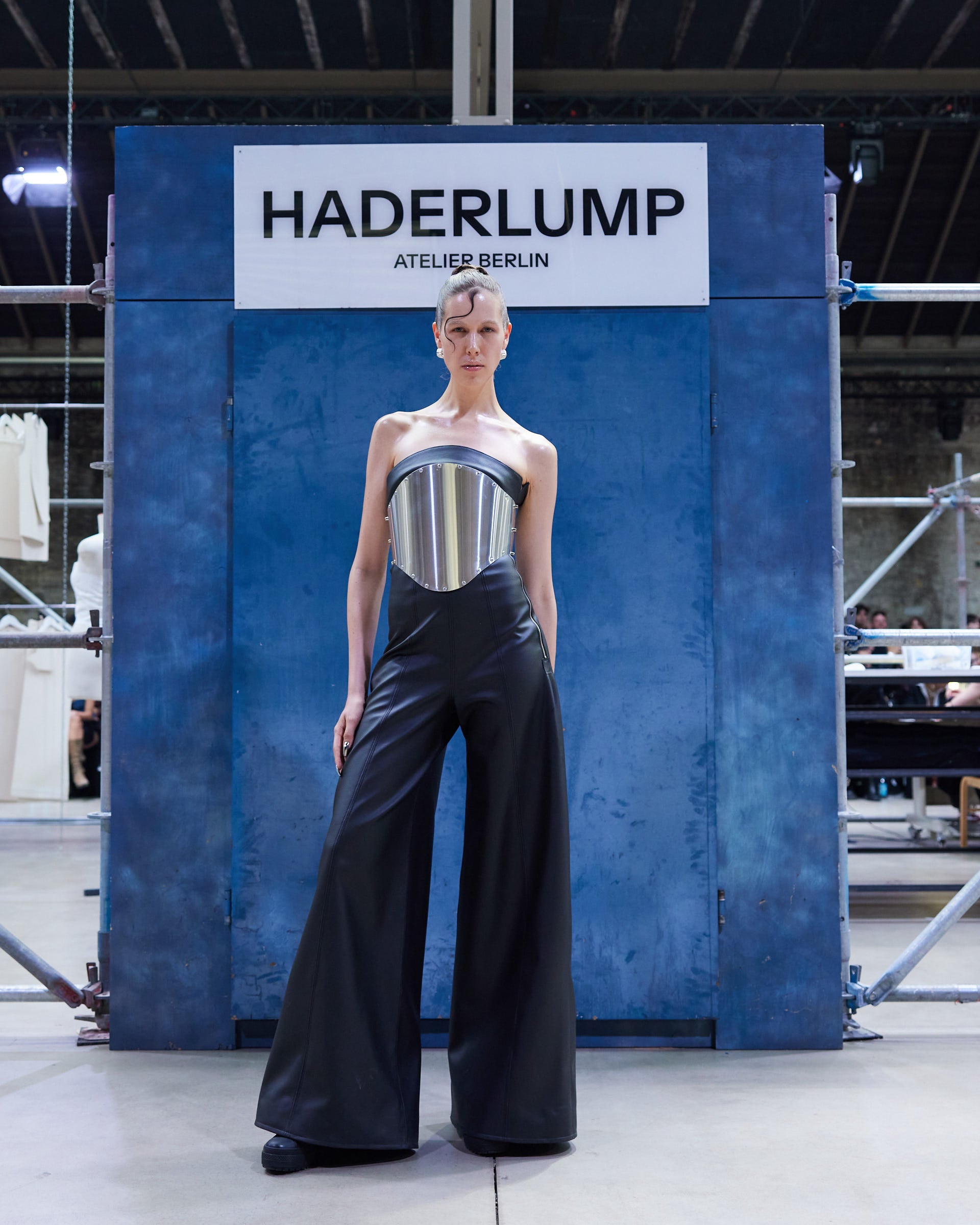 Look 23 (SS24)