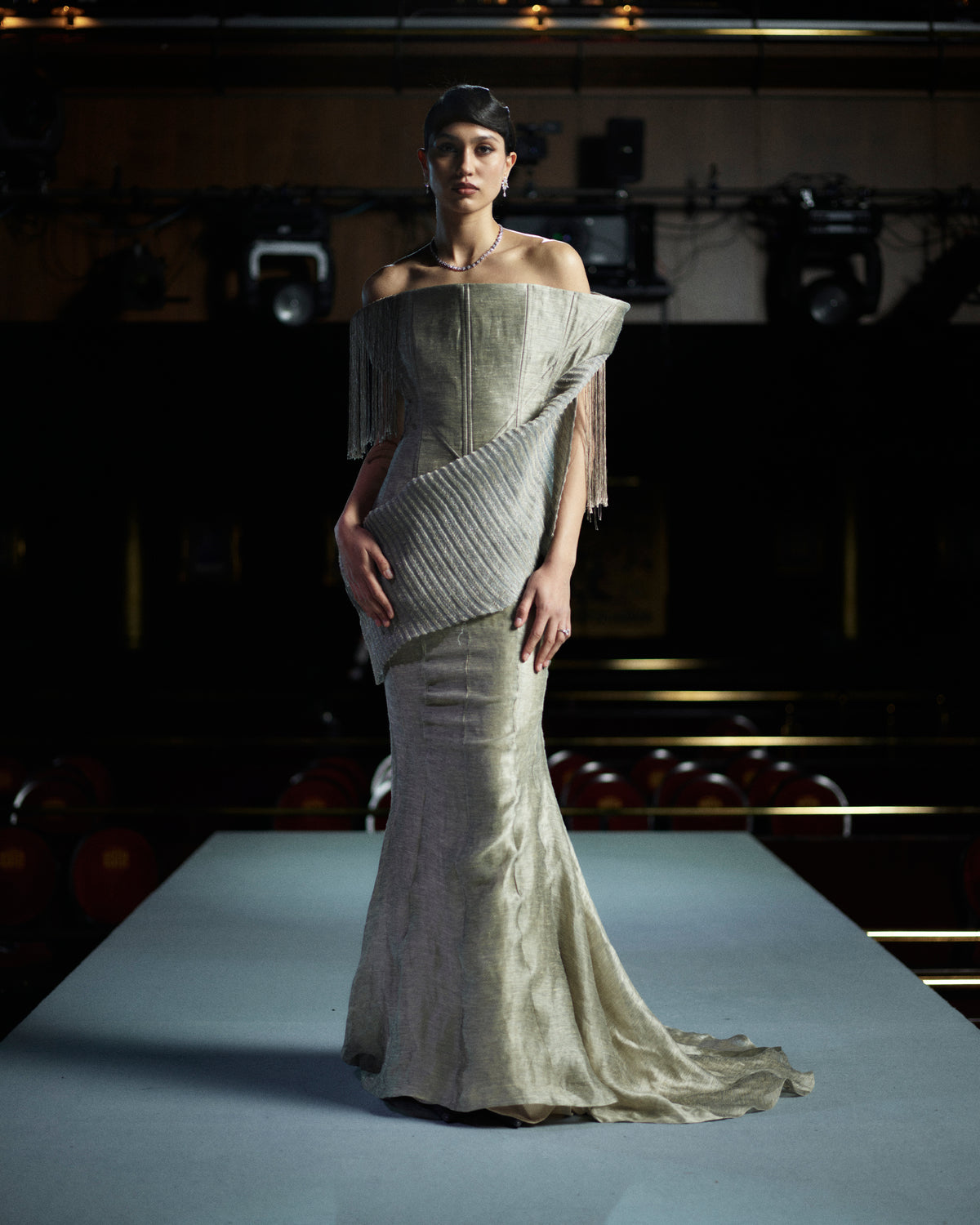 LOOK 21