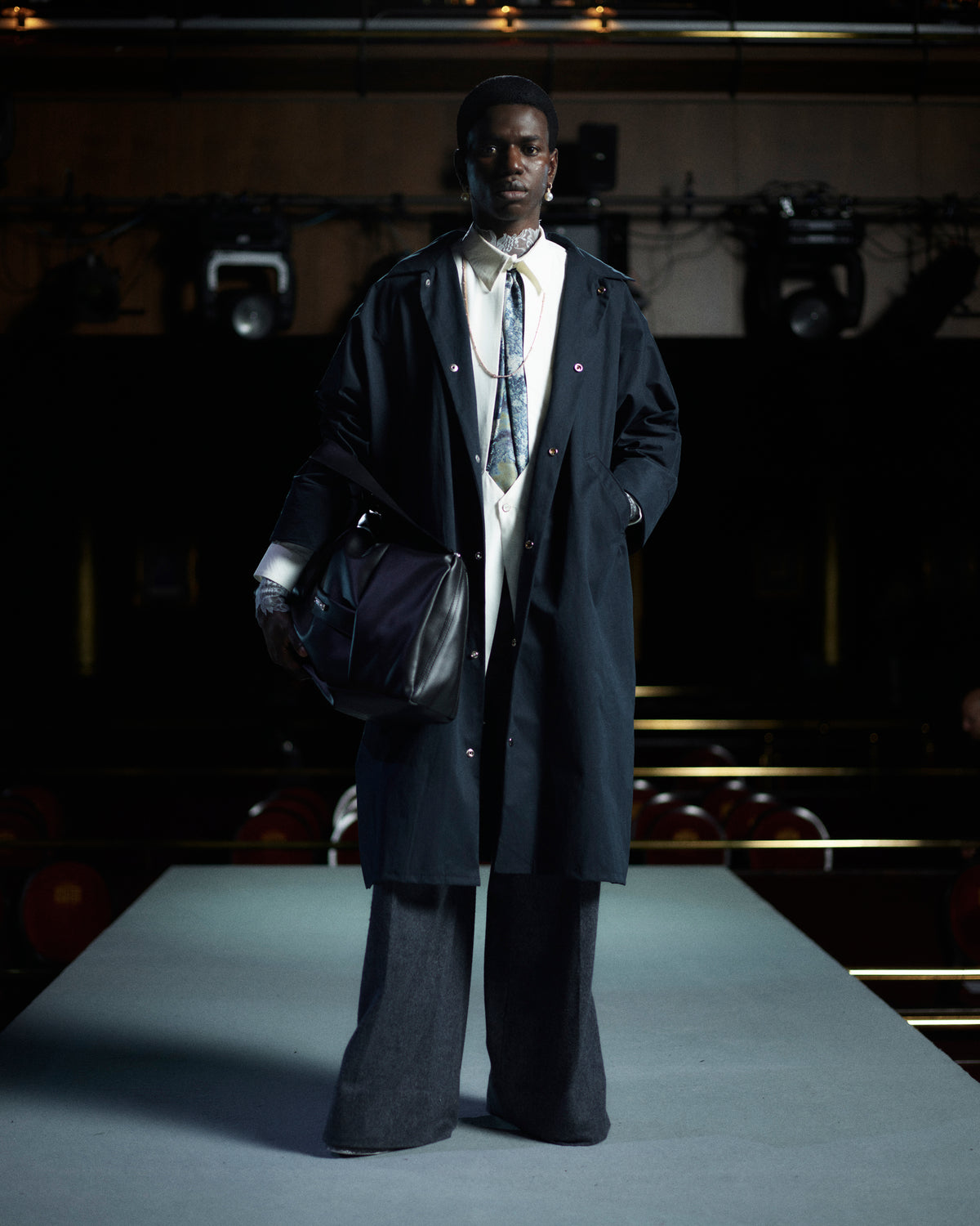 LOOK 07