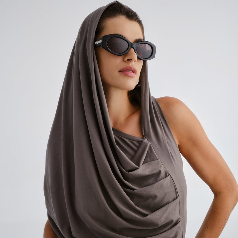 Wanderlust Sunglasses (Black / Grey)