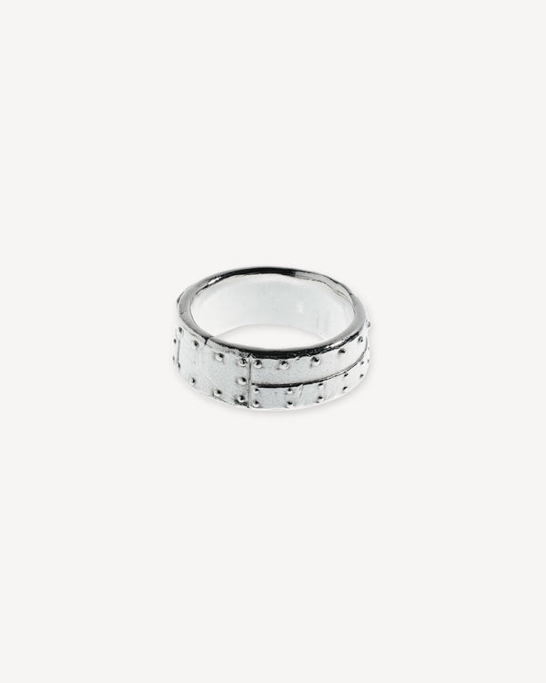 Rivet Ring