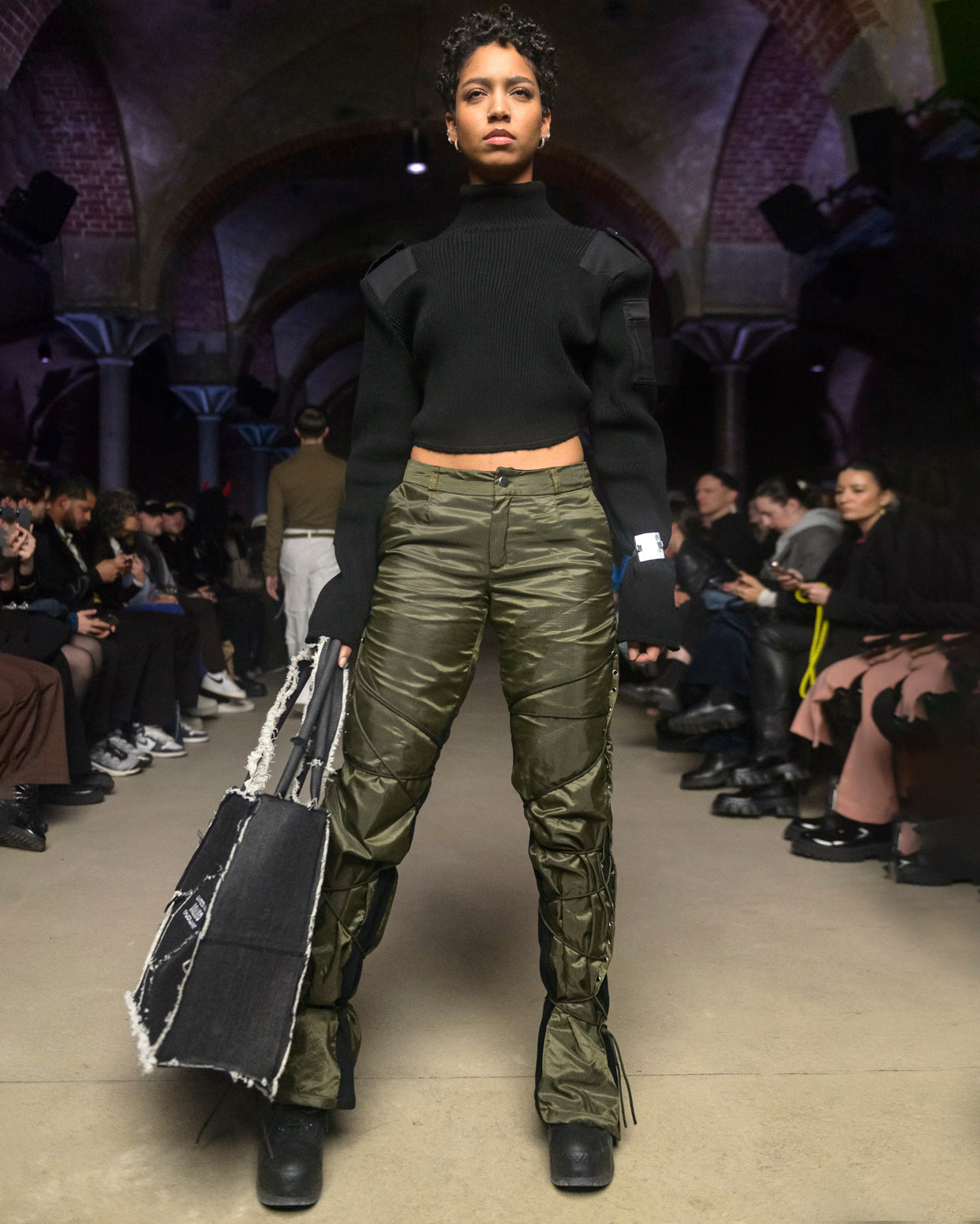 Look 11 (AW23)