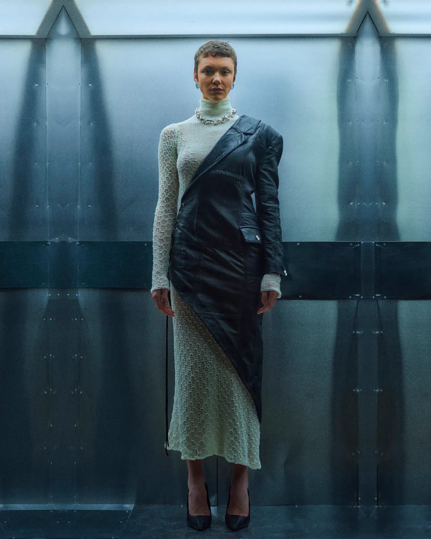 LOOK 19