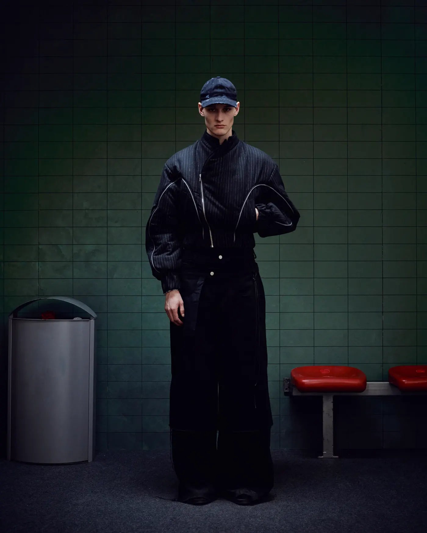 LOOK 03
